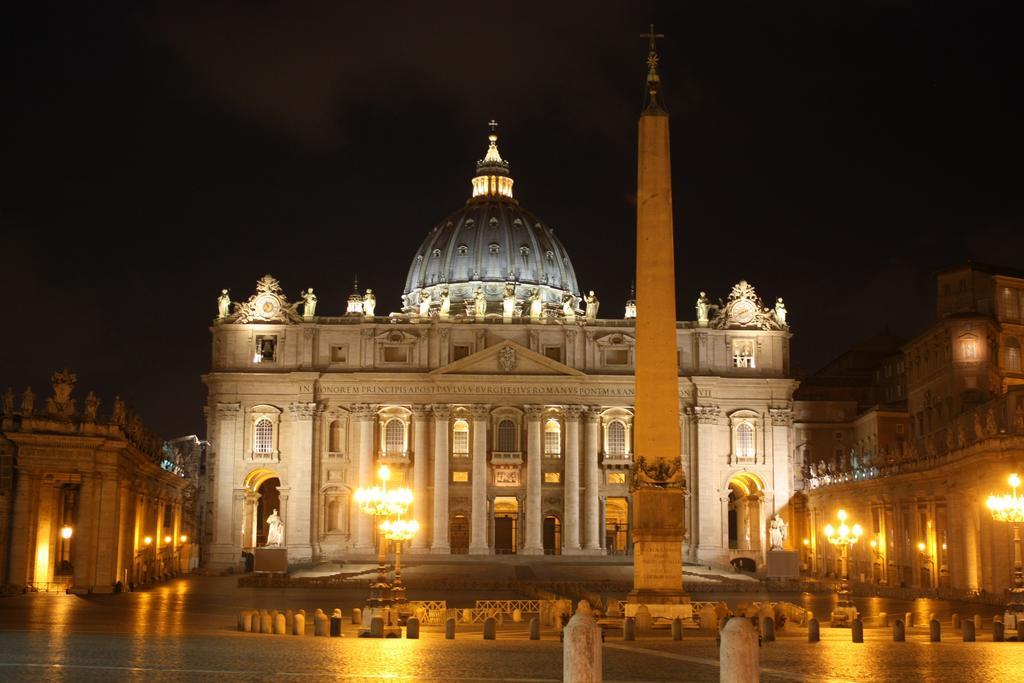 Vatican Skyline Rome Bagian luar foto